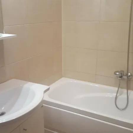 Apartament Zoras-est *